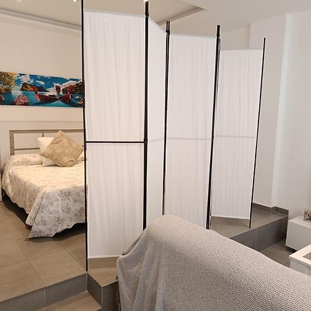 Apartamento Alhucemas Playa Малага Экстерьер фото