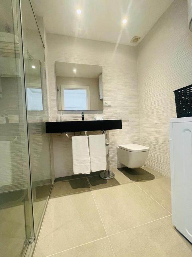 Apartamento Alhucemas Playa Малага Экстерьер фото
